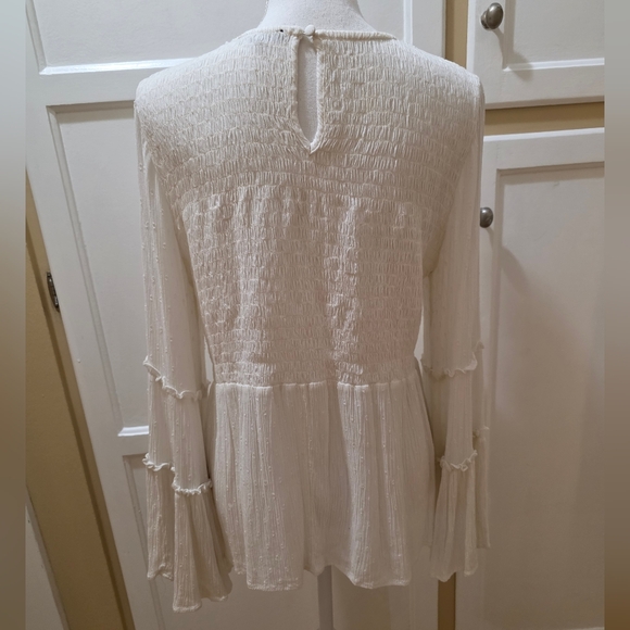 American Eagle Elegant Cream Peplum Bottom Women's Top - Picture 7 of 14